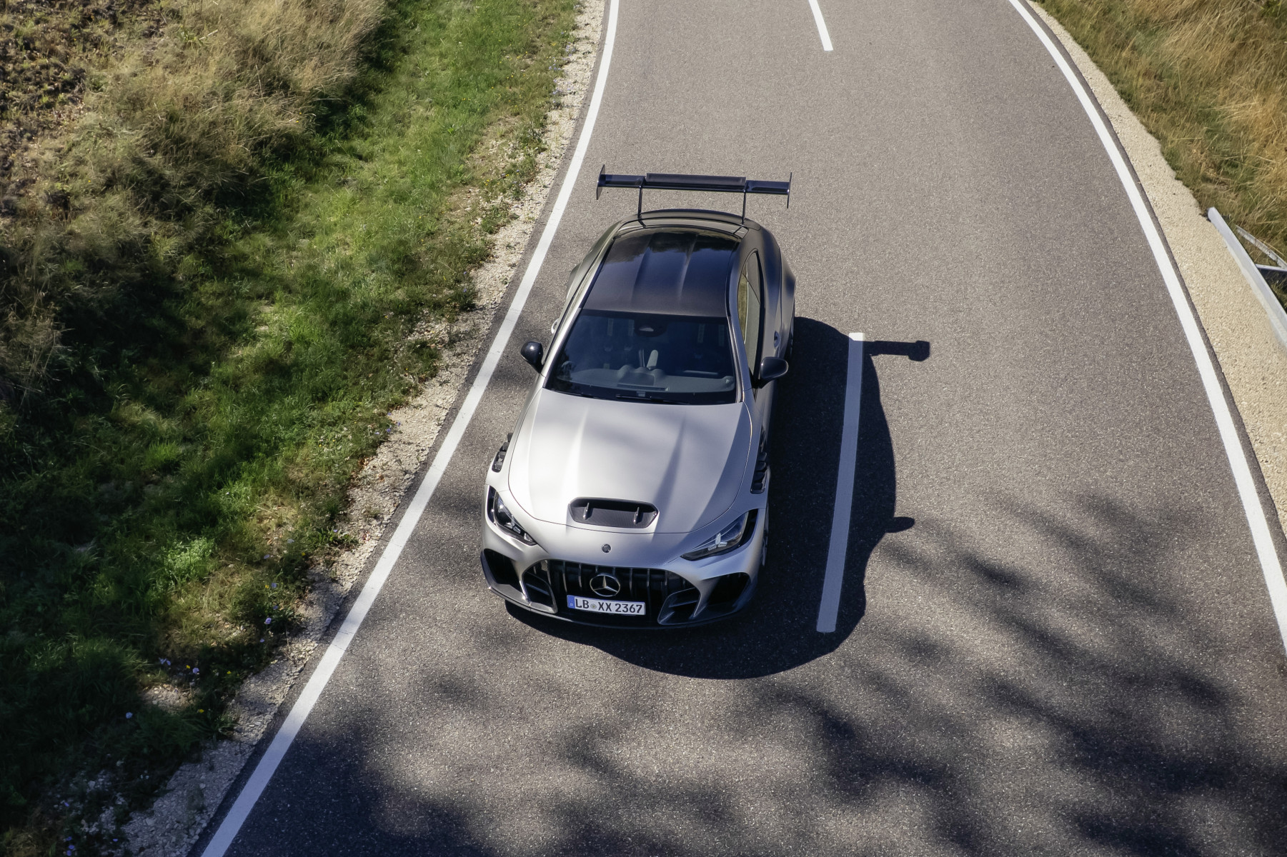 Mercedes-AMG CLE 646 Spezialanfertigung — widok z góry, na drodze