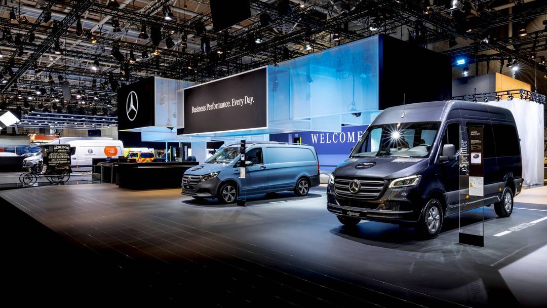 Mercedes V-Class — przód, wystawa IAA