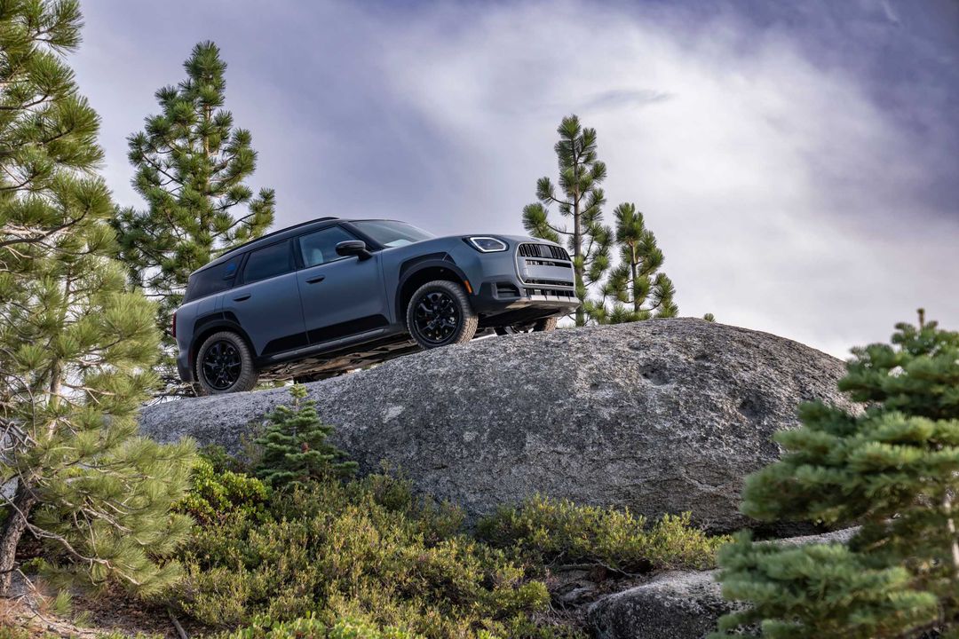 MINI Countryman Untamed Edition — przód, jazda terenowa