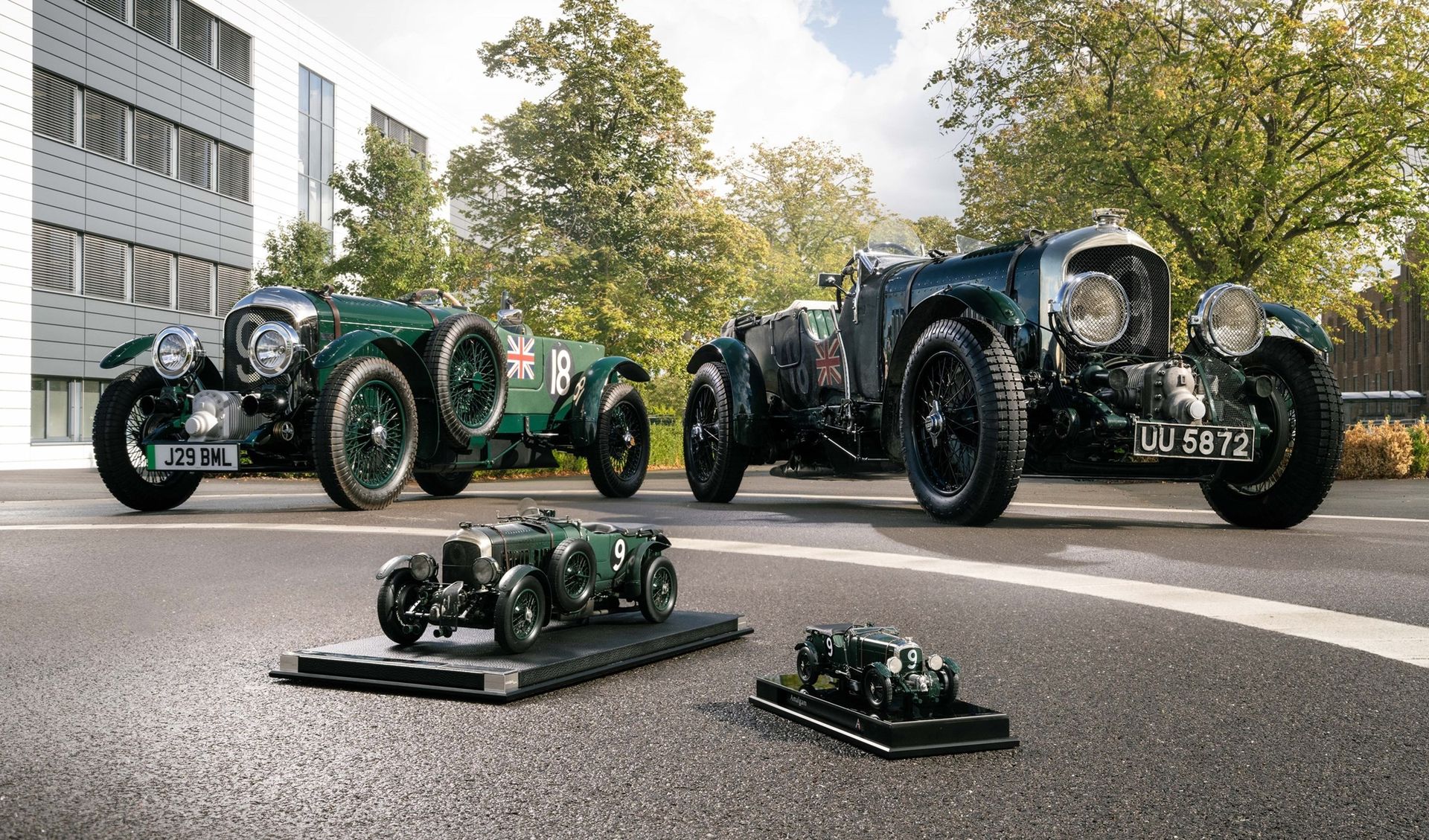 Bentley Blower Jnr — dwa egzemplarze i modele, zewnętrze