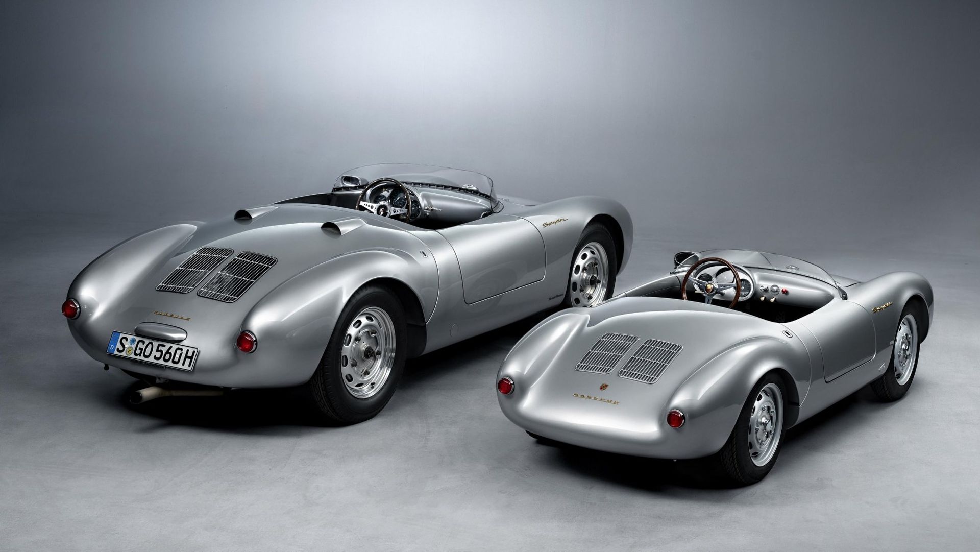 Porsche 550 J — bok, dwa egzemplarze w studio
